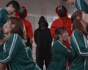 Squirt Game – Trò chơi lên đỉnh